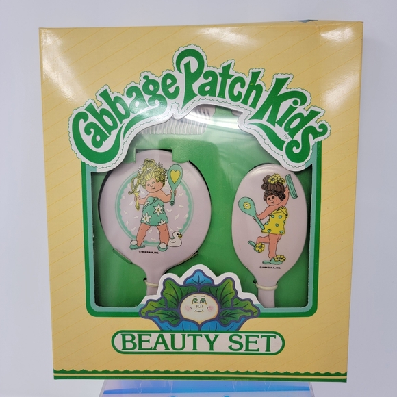 VINTAGE NIB 1983 Cabbage Patch Kids Beauty Set: Comb, Brush, Mirror - Picture 1 of 3